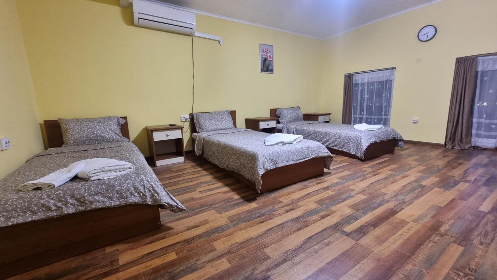 Old Style Hotel Vratsa ภายนอก รูปภาพ